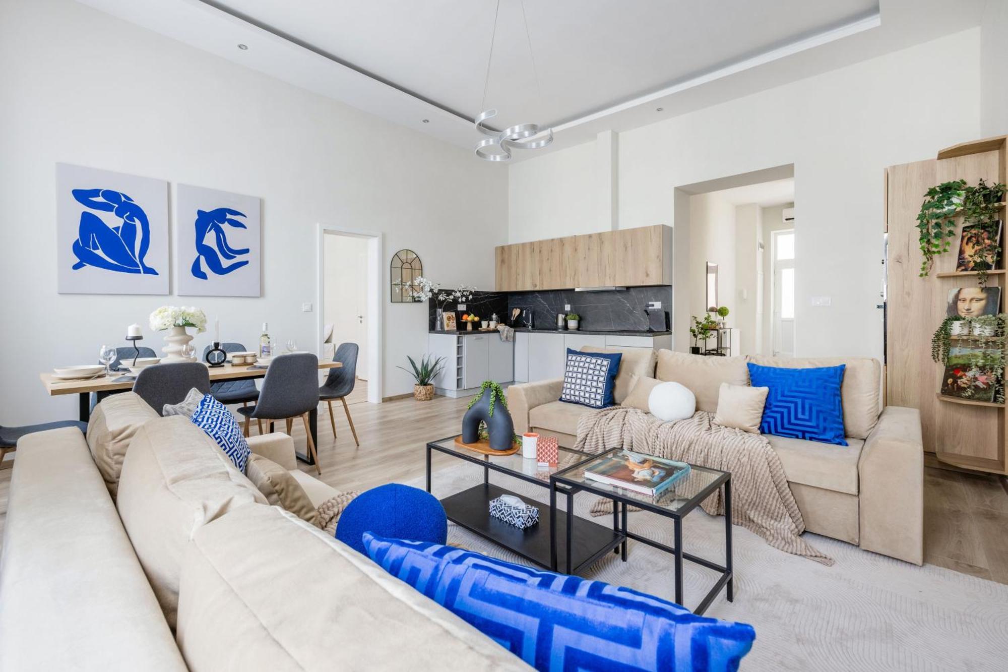 Central Budapest Oasis - Modern Charm, Timeless Comfort Kültér fotó